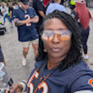 Meet your Posher, Monica